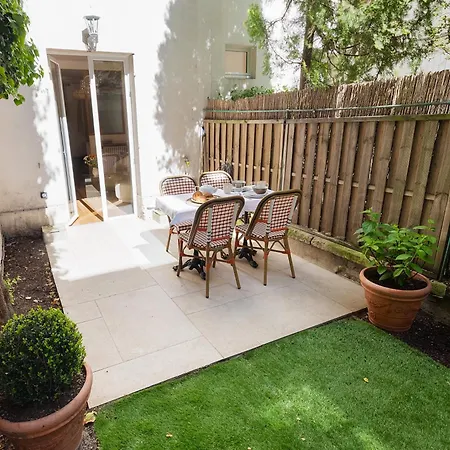 Appartamento Chic&rare Garden - Champs Elysées *
